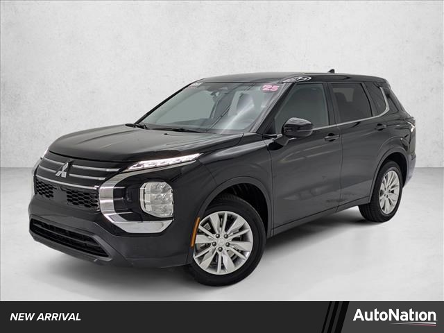 Black 2025 Mitsubishi Outlander ES S-AWC SUV / Crossover All-Wheel Drive Continuously Variable Transmission