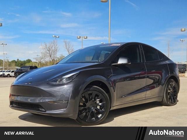 Stealth Gray [Gray 2024 Tesla Model Y Long Range AWD SUV / Crossover All-Wheel Drive Automatic