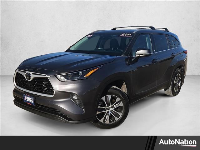 2022 Toyota Highlander XLE AWD