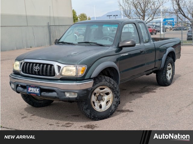 Green 2002 Toyota Tacoma Xtracab V6 4WD Pickup Truck Four-Wheel Drive Automatic