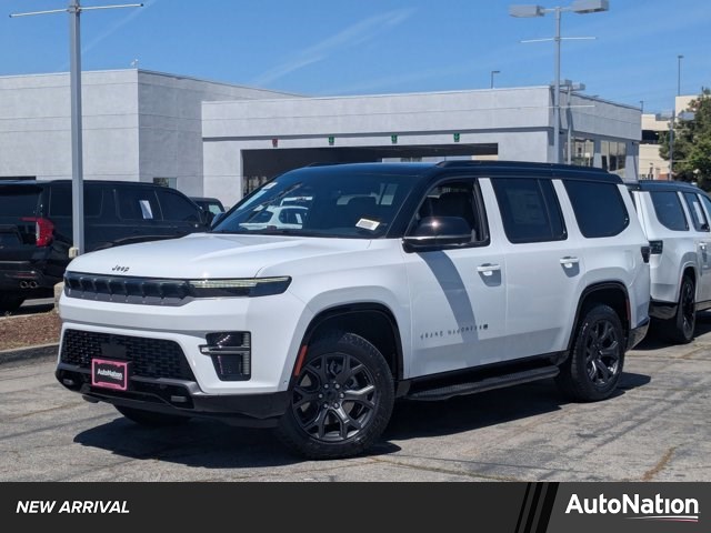Bright White Clearcoat 2026 Jeep Grand Wagoneer Upland 4WD SUV / Crossover Four-Wheel Drive 8-Speed Automatic
