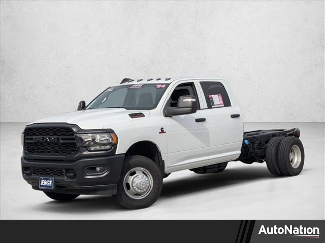 2024 RAM 3500 Chassis Tradesman Crew Cab LB DRW RWD