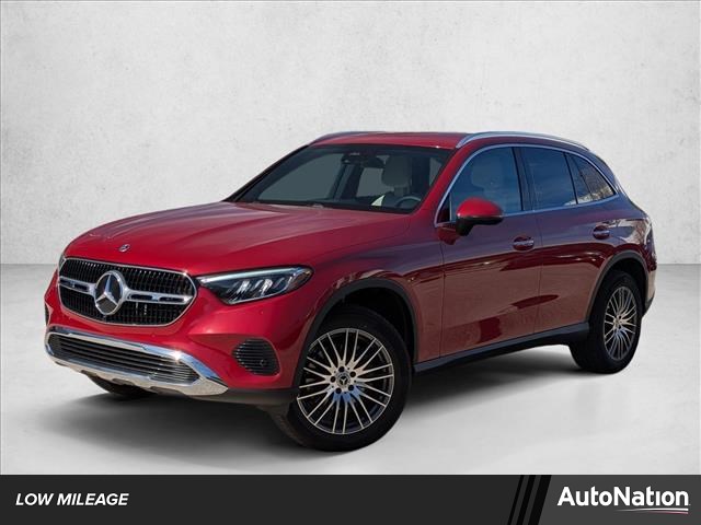 Manufaktur Patagonia Red Metallic 2026 Mercedes-Benz GLC 300 4MATIC SUV / Crossover All-Wheel Drive Automatic