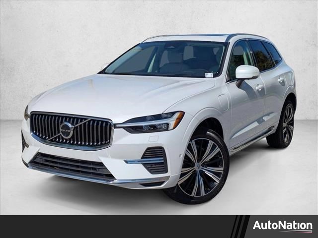 Ice White 2022 Volvo XC60 T8 Recharge Inscription eAWD SUV / Crossover All-Wheel Drive Automatic