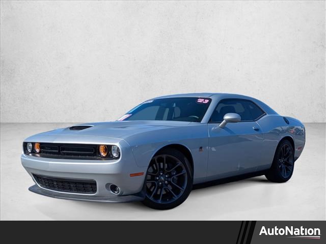 Triple Nickel Clearcoat 2023 Dodge Challenger R/T Scat Pack RWD Coupe Rear-Wheel Drive 8-Speed Automatic