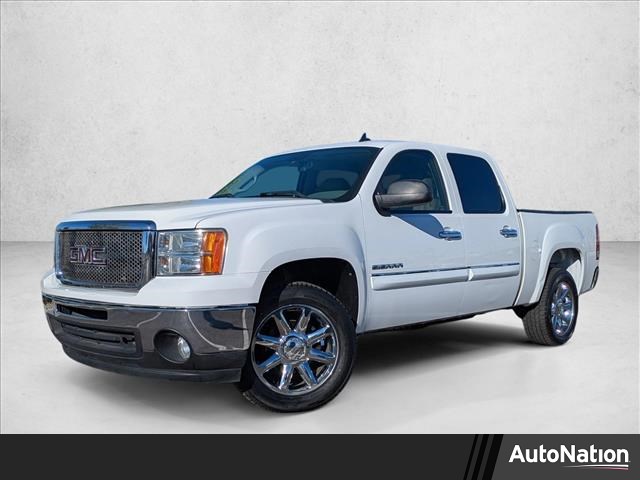 Summit White 2011 GMC Sierra 1500 SLE Crew Cab Pickup Truck 4X2 6-Speed Automatic