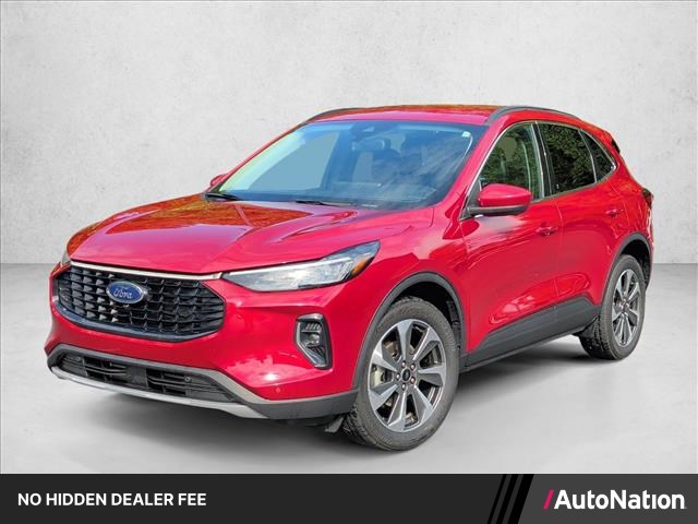  2023 Ford Escape Platinum AWD   