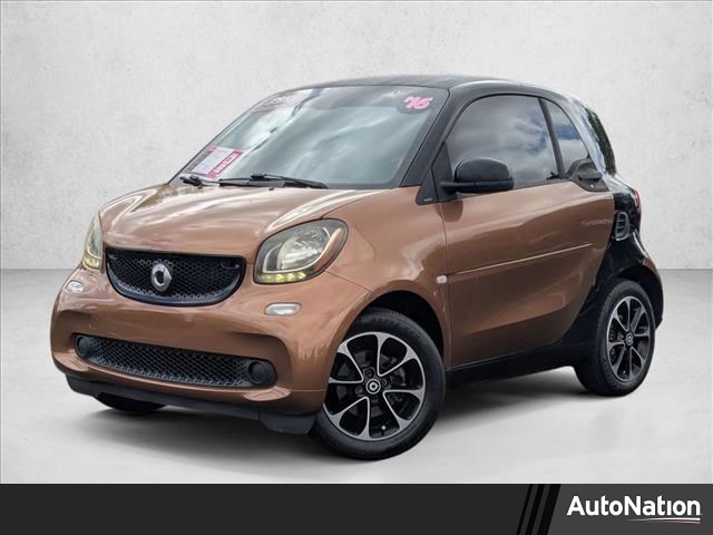 Tan/Brown 2016 smart fortwo passion Hatchback Rear-Wheel Drive Automatic