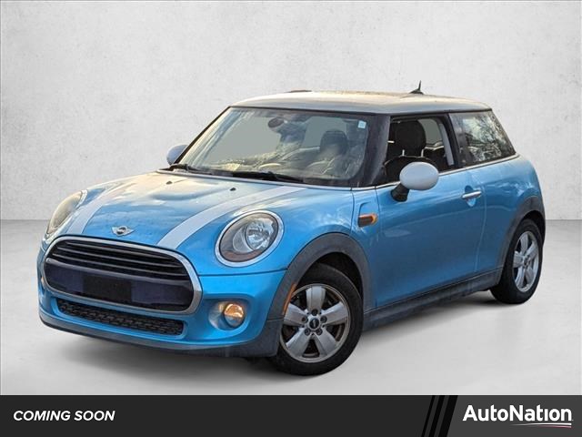 2017 MINI Cooper 2-Door Hatchback FWD