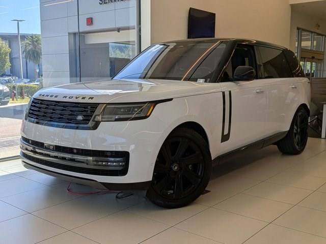 2023 Land Rover Range Rover P530 SE LWB AWD