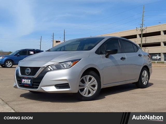 2022 Nissan Versa S FWD