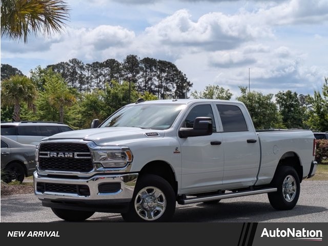 2024 RAM 2500 Tradesman Crew Cab 4WD