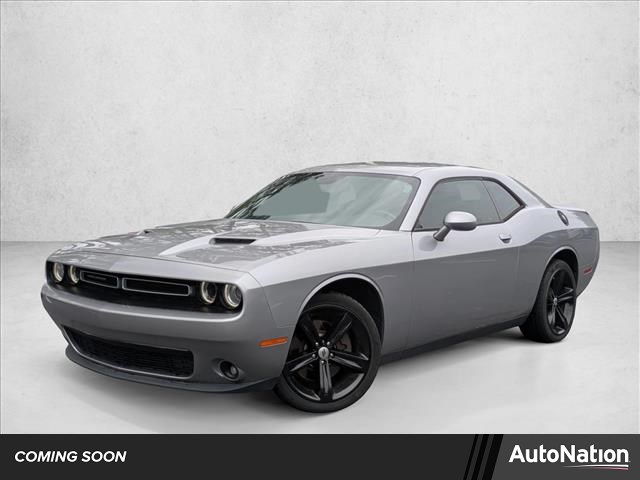 Silver (Billet Clearcoat) 2018 Dodge Challenger R/T RWD Coupe Rear-Wheel Drive 6-Speed Manual