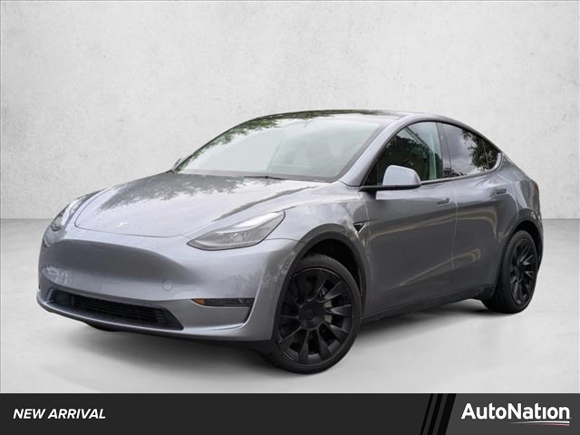 2025 Tesla Model Y Long Range RWD