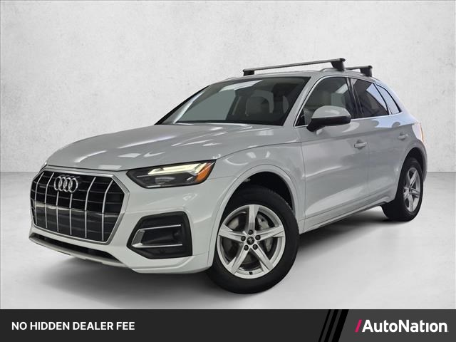 Glacier White Metallic 2024 Audi Q5 SUV / Crossover All-Wheel Drive Automatic
