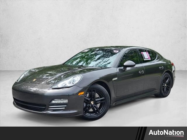 Gray (Carbon Grey Metallic) 2013 Porsche Panamera Sedan Automatic