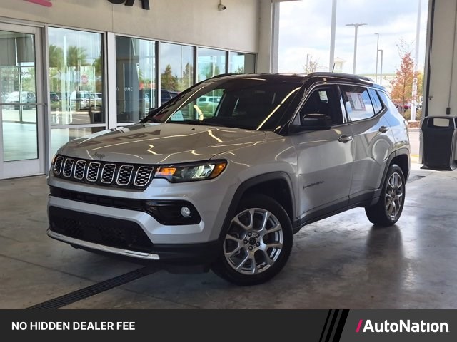 Silver Zynith Metallic Clearcoat 2025 Jeep Compass SUV / Crossover Four-Wheel Drive 8-Speed Automatic