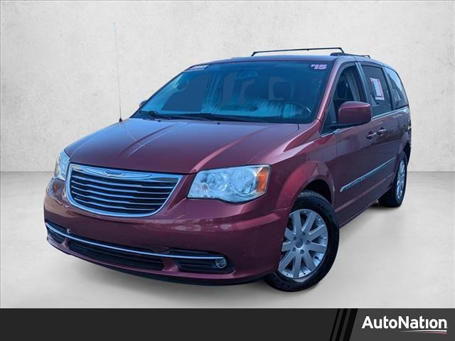 2015 Chrysler Town & Country Touring FWD