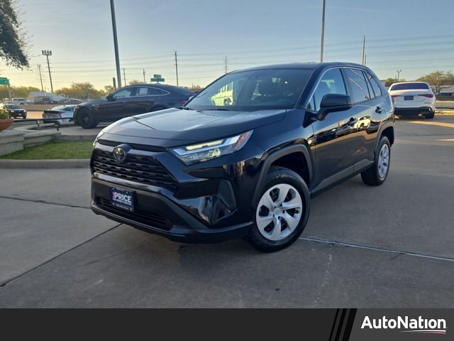 2023 Toyota RAV4 LE FWD