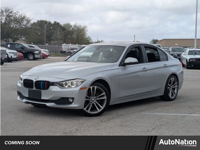 2014 BMW 3 Series 320i Sedan RWD