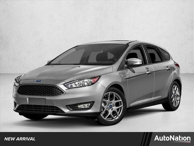 Ingot Silver Metallic 2018 Ford Focus SE Hatchback Hatchback Front-Wheel Drive 6-Speed Automatic