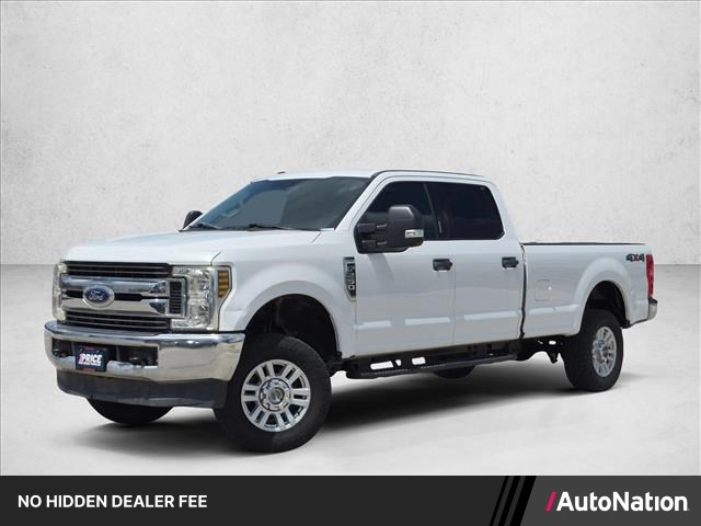 Oxford White 2019 Ford F-250 Super Duty Pickup Truck Four-Wheel Drive 6-Speed Automatic