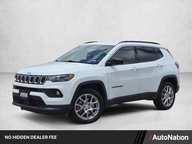 2024 Jeep Compass Latitude Lux 4WD