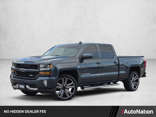 Gray (Graphite Metallic) 2017 Chevrolet Silverado 1500 LT Crew Cab 4WD Pickup Truck Four-Wheel Drive 6-Speed Automatic