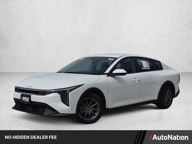 2025 Kia K4 LX FWD