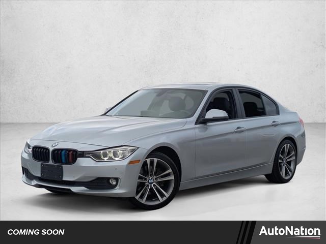 2014 BMW 3 Series 320i Sedan RWD