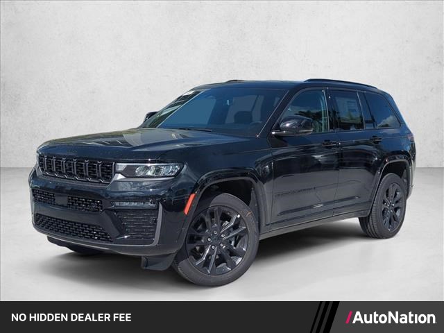 Diamond Black Crystal Pearlcoat 2026 Jeep Grand Cherokee SUV / Crossover Four-Wheel Drive 8-Speed Automatic