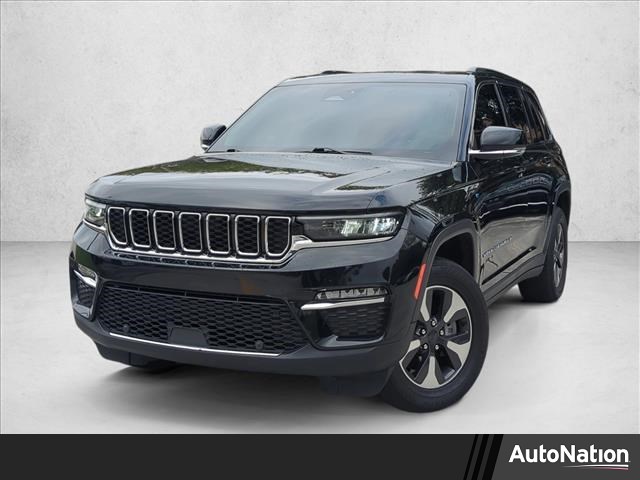 Diamond Black Crystal Pearlcoat 2024 Jeep Grand Cherokee 4xe SUV / Crossover 8-Speed Automatic