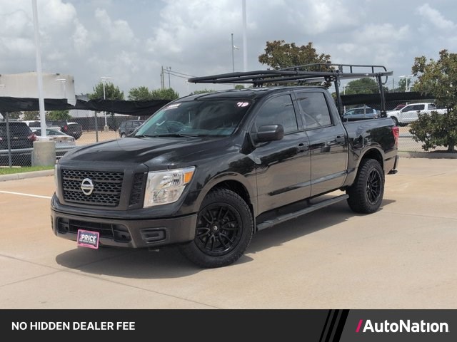 Gray (Magnetic Black Metallic) 2019 Nissan Titan Pickup Truck 4X2 Automatic