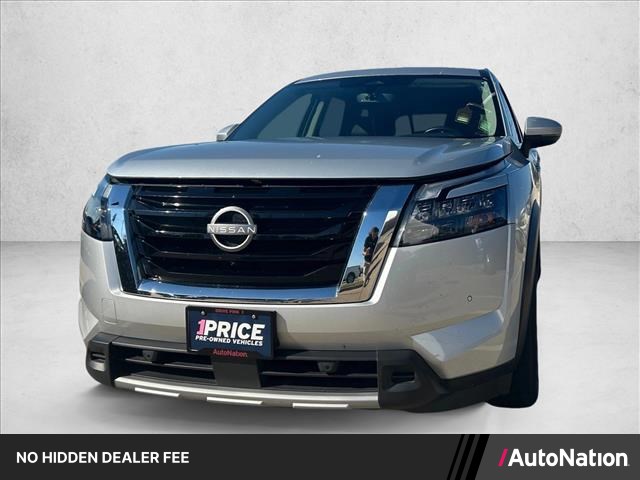 Brilliant Silver Metallic 2025 Nissan Pathfinder SUV / Crossover Front-Wheel Drive Automatic