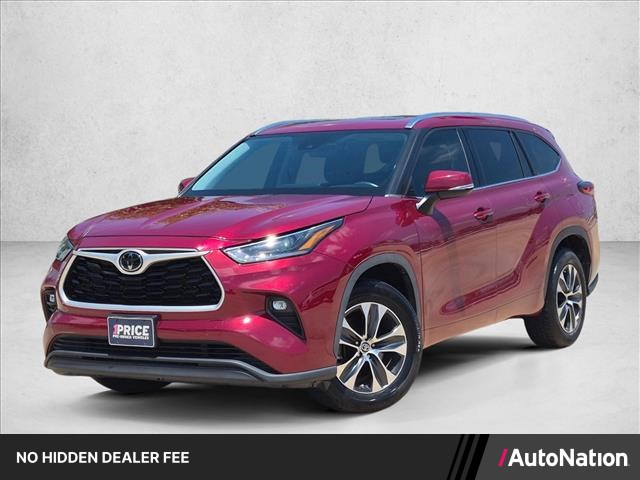 Red (Ruby Flare Pearl) 2021 Toyota Highlander XLE FWD SUV / Crossover Front-Wheel Drive Automatic