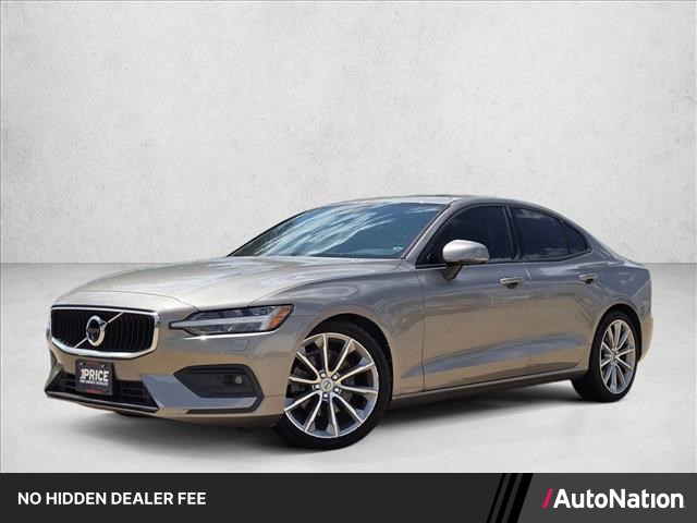 2020 Volvo S60 T5 Momentum FWD