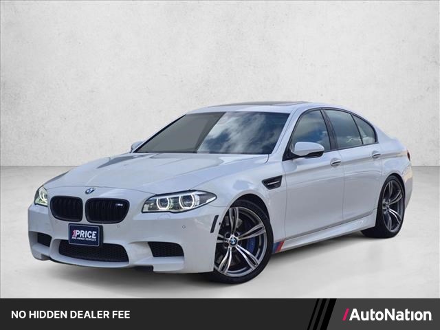 Alpine White 2014 BMW M5 Sedan Rear-Wheel Drive Automatic
