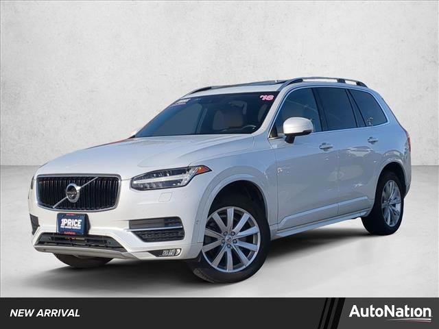 2018 Volvo XC90 T6 Momentum AWD