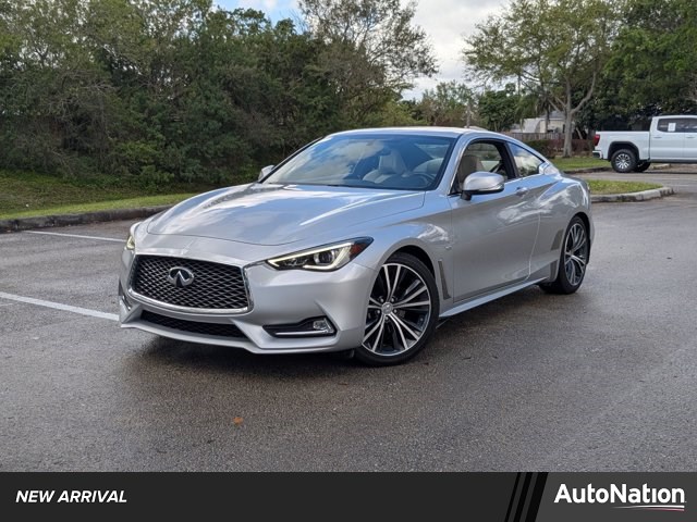 2018 INFINITI Q60 3.0t Luxe Coupe RWD