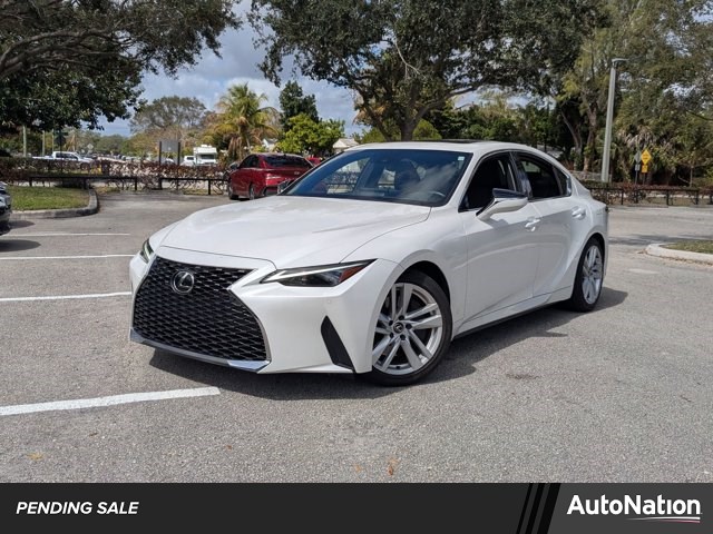 2023 Lexus IS 300 RWD