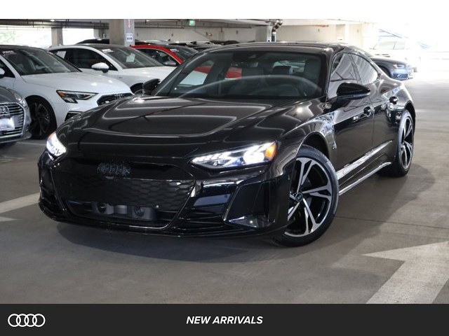 2024 Audi e-tron GT quattro Prestige AWD