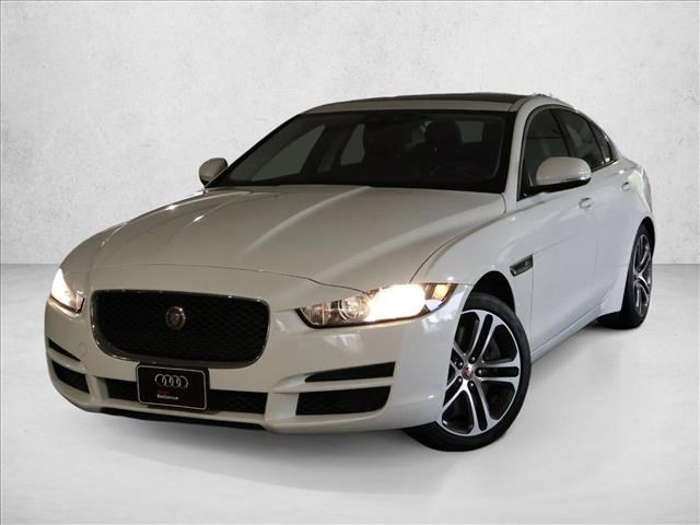 2017 Jaguar XE 35t Premium AWD