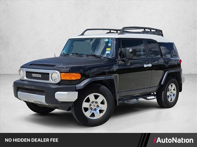 White/Black Diamon 2007 Toyota FJ Cruiser SUV / Crossover Rear-Wheel Drive 5-Speed Automatic