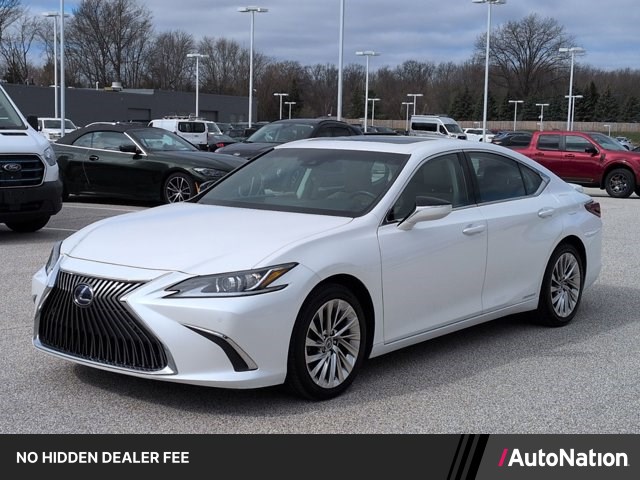 Eminent White Pearl 2020 Lexus ES Hybrid 300h FWD Sedan Front-Wheel Drive Automatic