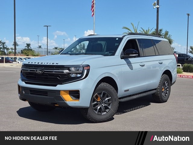 Silver/Gray 2026 Ford Expedition SUV / Crossover Four-Wheel Drive Automatic