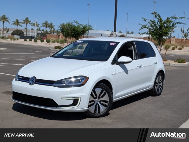 Pure White 2017 Volkswagen e-Golf SEL Premium Hatchback Front-Wheel Drive Automatic