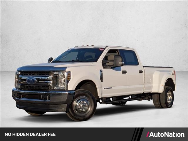 Oxford White 2019 Ford F-350 Super Duty XLT Crew Cab LB DRW 4WD Pickup Truck Four-Wheel Drive 6-Speed Automatic