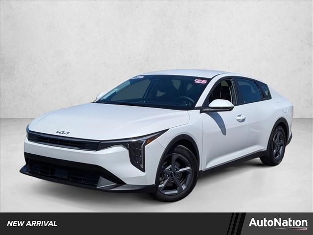 2025 Kia K4 LXS FWD