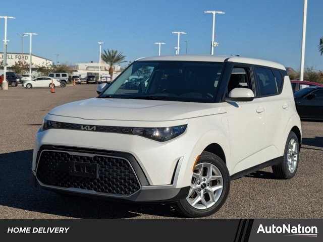 2023 Kia Soul LX FWD