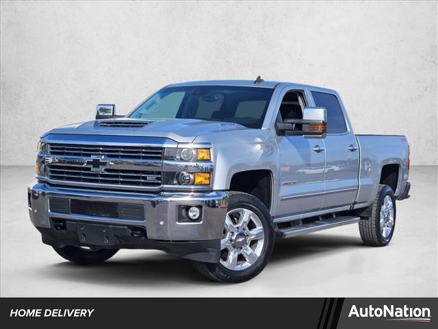 Silver Ice Metallic 2018 Chevrolet Silverado 2500HD LTZ Crew Cab 4WD Pickup Truck Four-Wheel Drive 6-Speed Automatic